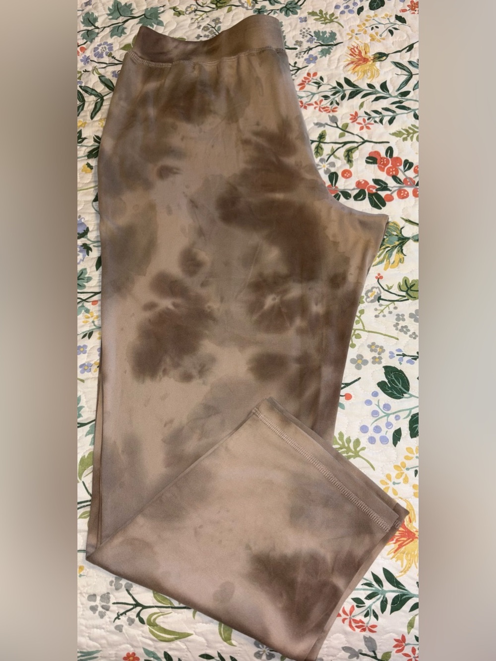 LOGO Lounge by Lori Goldstein taupe tie-dye straight leg pants Size MP Petite